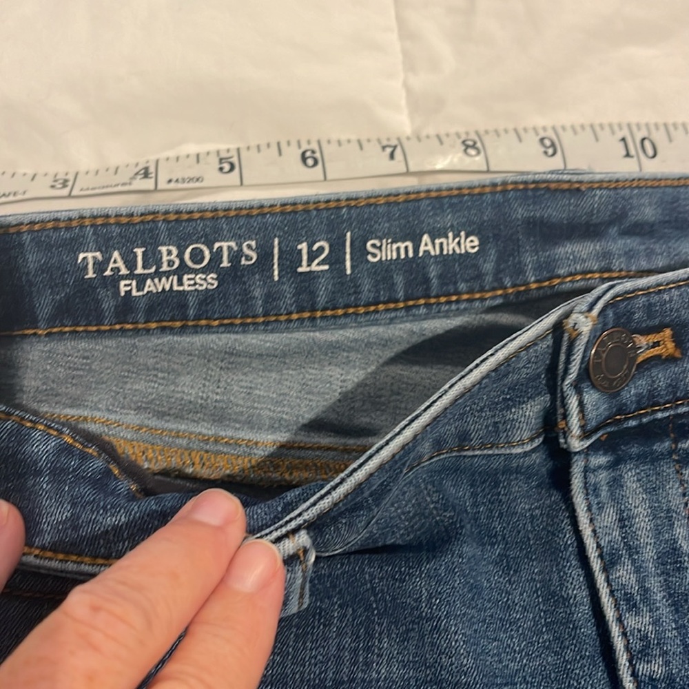 Talbots “Flawless” Slim Ankle Jeans - Sz 12 - EUC - Picture 7 of 9
